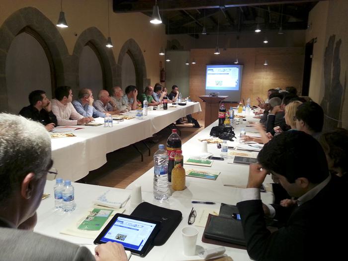 Reunió del delegat del Govern i directors ST a la Catalunya Central amb el Consell d'Alcaldes del Bages (Cardona)
