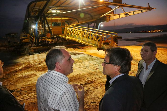 Fotografia de la visita del president a l'empresa Dead Sea Works, matriu de la catalana Iberpotash