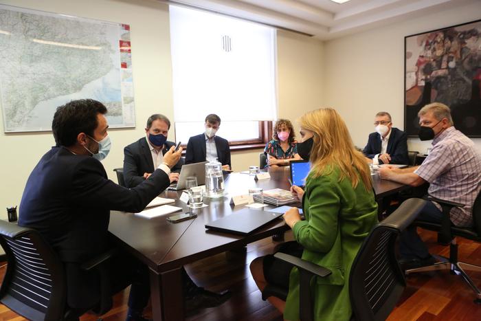 Reunió de treball entre els equips del conseller Torrent i el conseller Climent  
