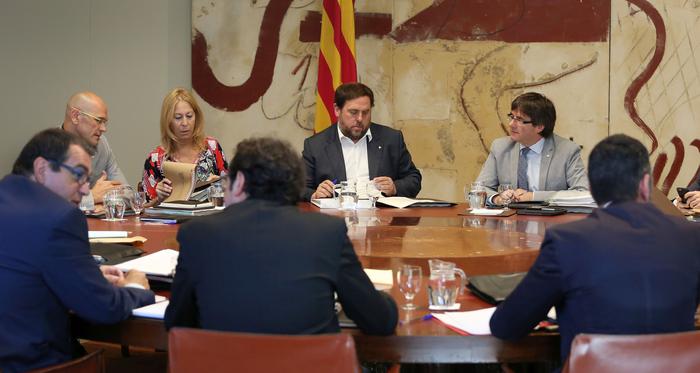 Foto prèvia a la reunió del Govern. Autor: Jordi Bedmar