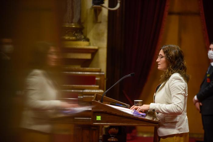 La consellera Vilagrà, durant la seva intervenció al Parlament (Marc Puig)