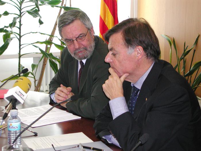 El nou director de l'ICREA, Enric Banda, amb el conseller Solà