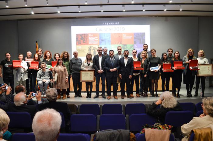 Fotografia dels guardonats en els Premis Civisme 2019