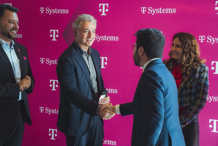 Salutació al CEO de T-Systems