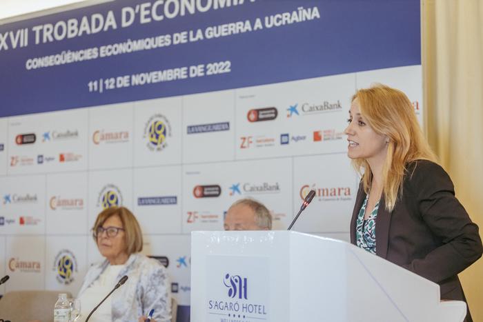 La consellera Mas Guix durant la seva intervenció en la XXVII Trobada d'Economia a S'Aagaró