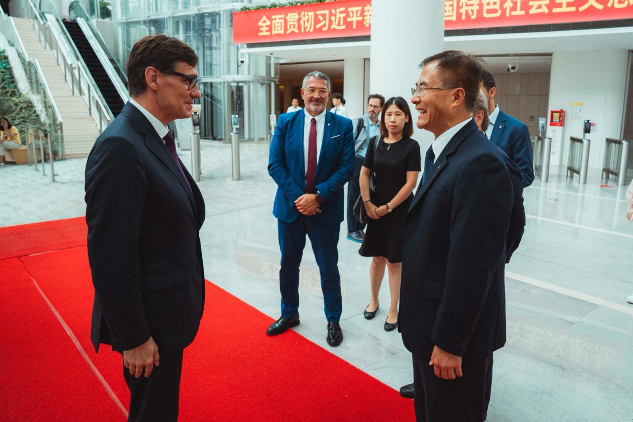 Reunió amb el vicepresident executiu de China Eastern, Wan Qingchao.