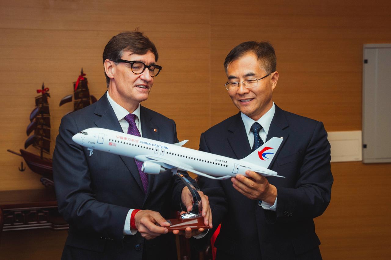 Reunió amb el vicepresident executiu de China Eastern, Wan Qingchao.