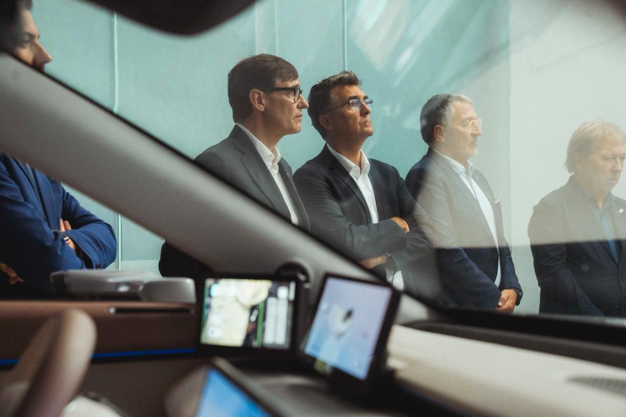 Visita a la planta de Ficosa a la Xina