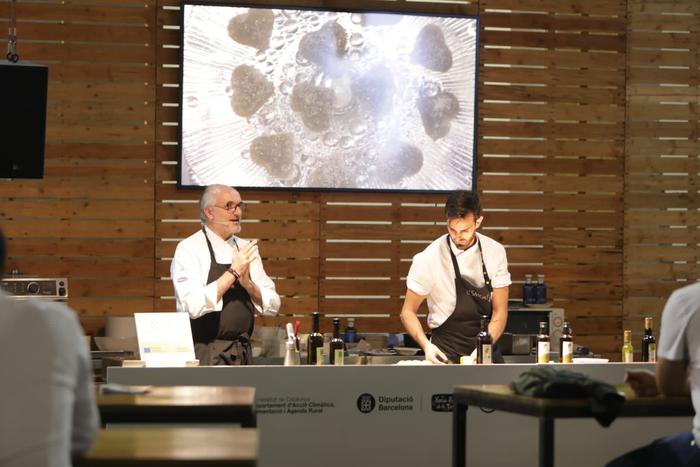 Imatge dels xefs que l'any passat van cuinar en directe a la cuina de l¿espai Catalunya 