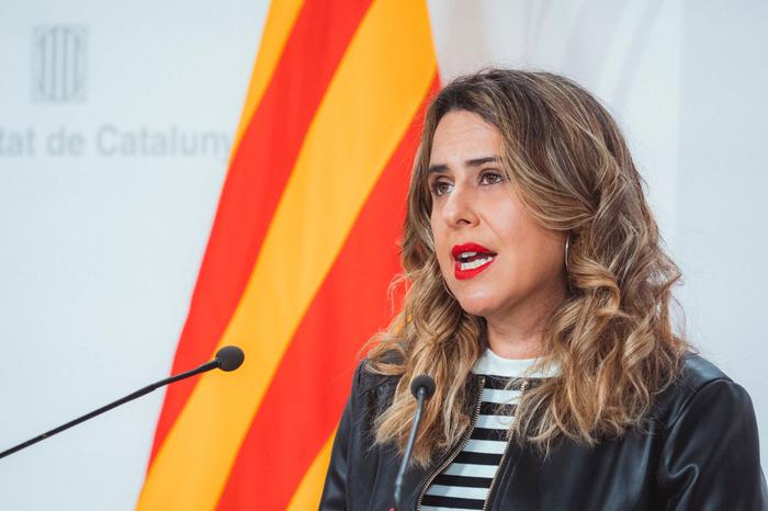 La portaveu del Govern, Patrícia Plaja, informa en roda de premsa (Foto: Arnau Carbonell)