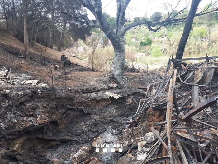 Imatge de l'incendi entre els termes d'Esparreguera i Abrera