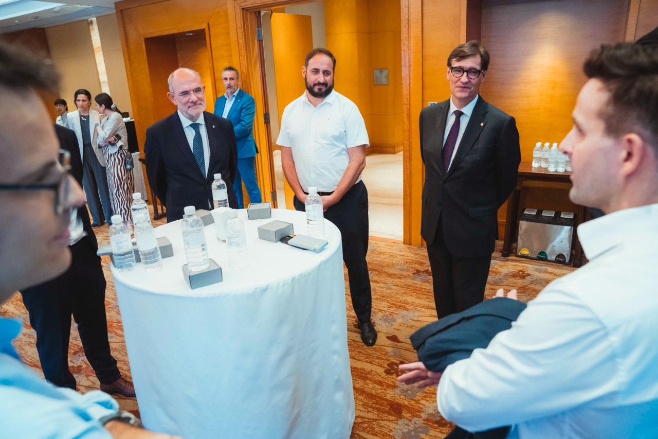 Trobada amb catalans residents a Shanghai