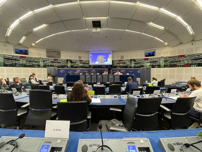 Pla general de la sala del Parlament Europeu a Estrasburg on s'ha celebrat la sessió de la Comissió de Desenvolupament Regional.
