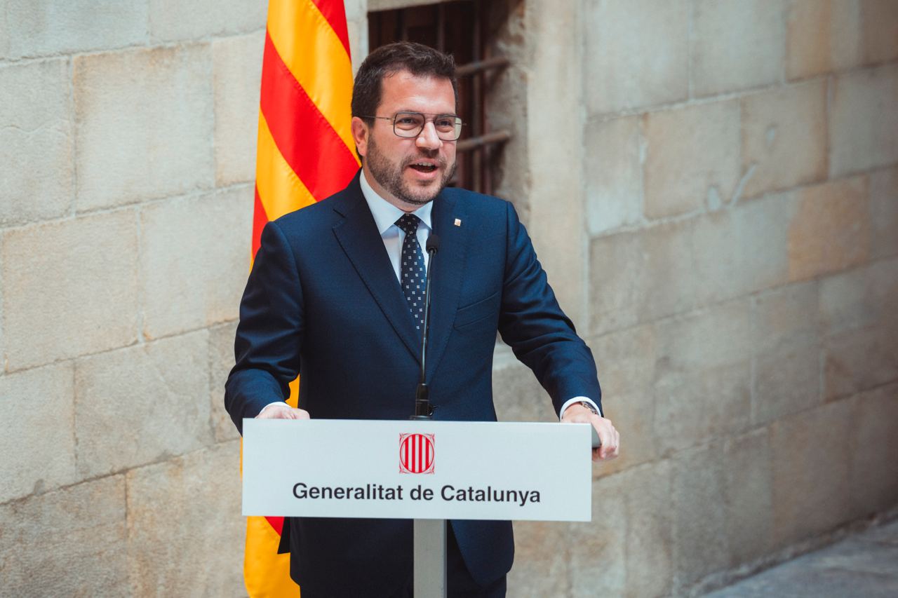 El president fa el seu parlament a la recepció al  FCB femení